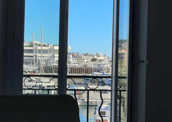 Cannes Old Port, Seafront & Seaview Best Wifi & Ac